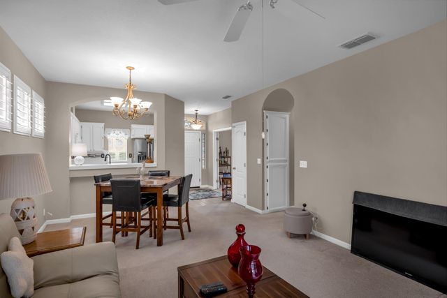 753 Rodmartin Ct, Folsom, CA 95630