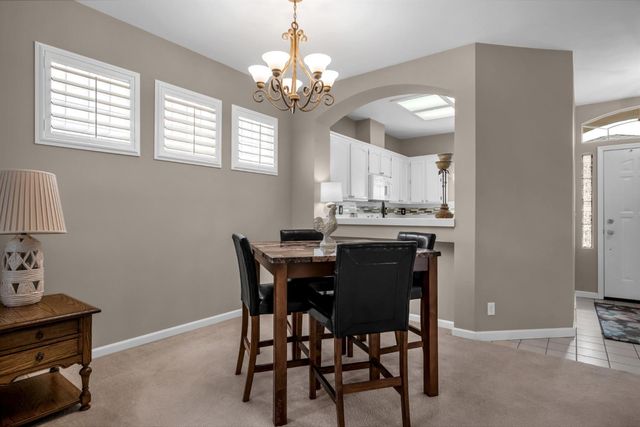 753 Rodmartin Ct, Folsom, CA 95630