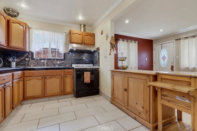 12027 168th, Artesia, CA 90701