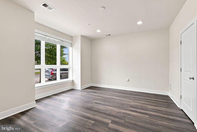 1820 POTOMAC AVE, Alexandria, VA 22301