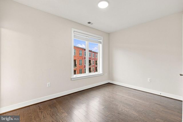 1820 POTOMAC AVE, Alexandria, VA 22301