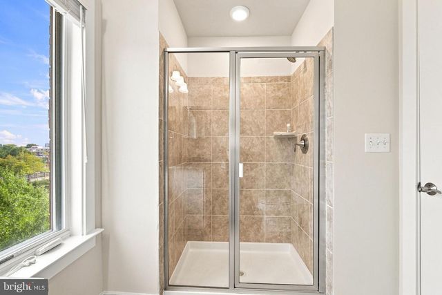 1820 POTOMAC AVE, Alexandria, VA 22301