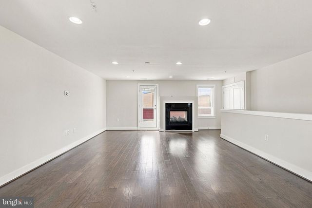 1820 POTOMAC AVE, Alexandria, VA 22301