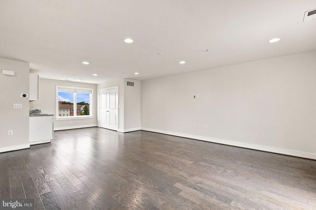 1820 POTOMAC AVE, Alexandria, VA 22301