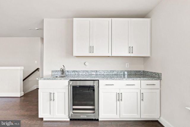 1820 POTOMAC AVE, Alexandria, VA 22301