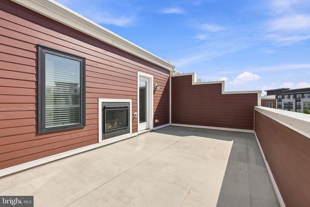 1820 POTOMAC AVE, Alexandria, VA 22301