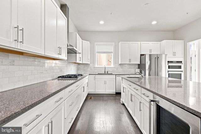1820 POTOMAC AVE, Alexandria, VA 22301
