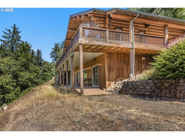 89112 Skyhigh Dr, Springfield, OR 97477