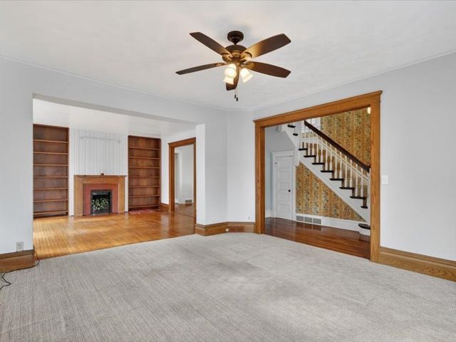 14 N Harlem Avenue, Freeport, IL 61032