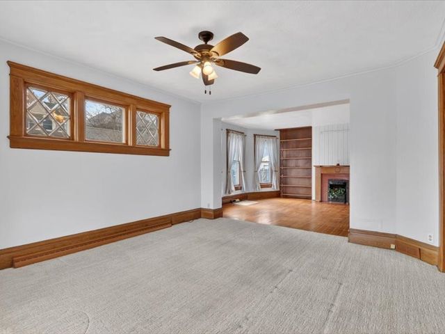 14 N Harlem Avenue, Freeport, IL 61032