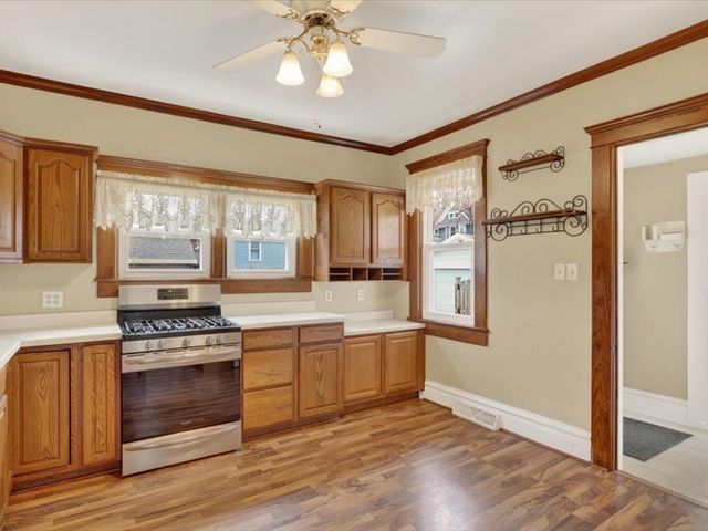 14 N Harlem Avenue, Freeport, IL 61032