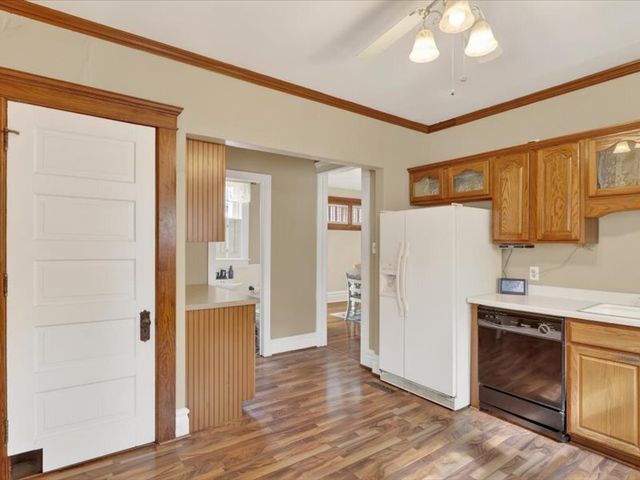 14 N Harlem Avenue, Freeport, IL 61032