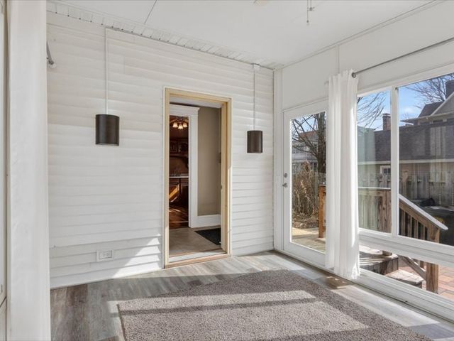 14 N Harlem Avenue, Freeport, IL 61032