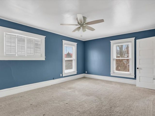 14 N Harlem Avenue, Freeport, IL 61032