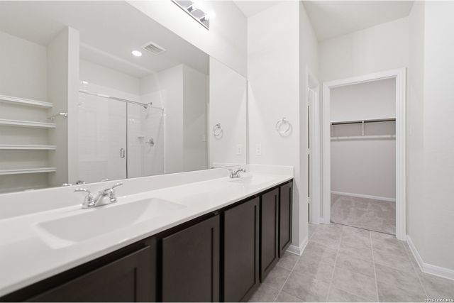 420 IVY RD, Seguin, TX 78155