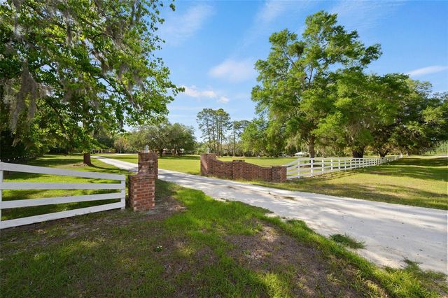 6459 SE COUNTY ROAD 337, Newberry, FL 32669