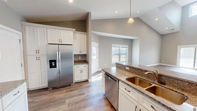 3440 Trail Head Dr. UNIT 101, Paducah, KY 42001