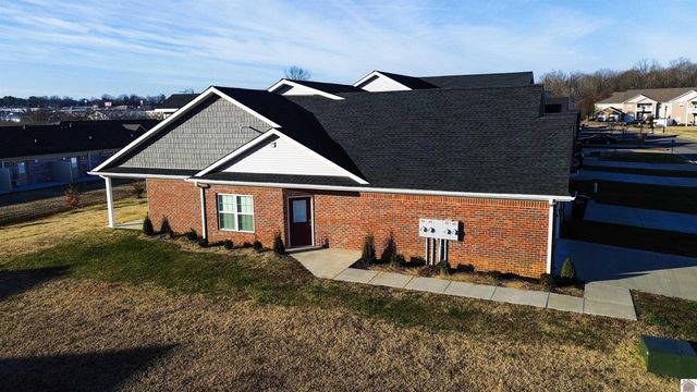 3440 Trail Head Dr. UNIT 101, Paducah, KY 42001