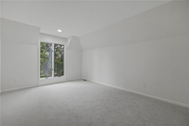 5204 W 112TH Street, Leawood, KS 66211