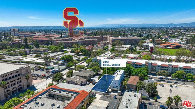 3042 Royal Street, Los Angeles, CA 90007