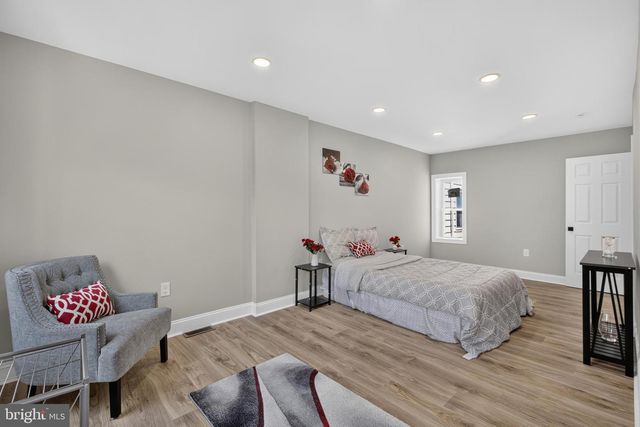 1005 MAPLE, Wilmington, DE 19805