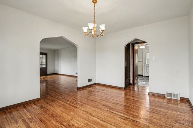 2800 Grand Avenue, Middletown, OH 45044