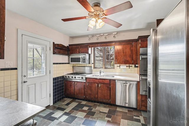 2800 Grand Avenue, Middletown, OH 45044