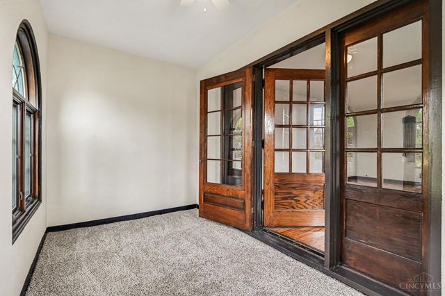 2800 Grand Avenue, Middletown, OH 45044