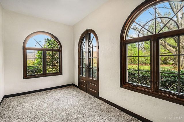 2800 Grand Avenue, Middletown, OH 45044