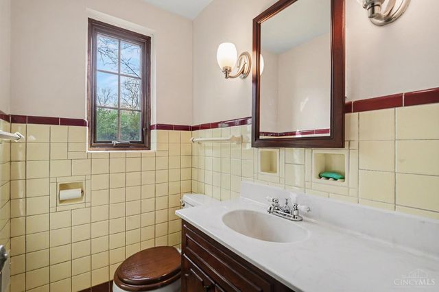 2800 Grand Avenue, Middletown, OH 45044