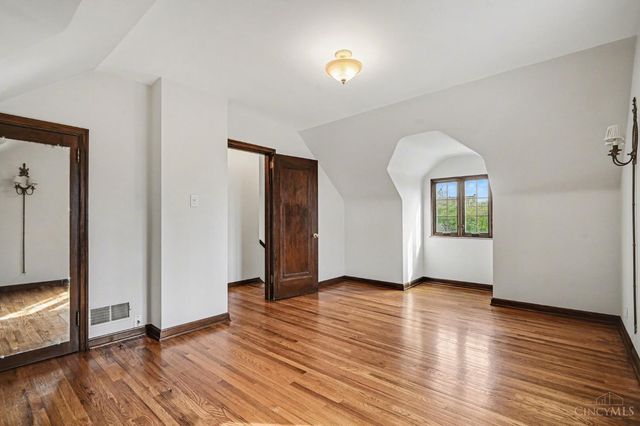 2800 Grand Avenue, Middletown, OH 45044