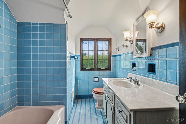 2800 Grand Avenue, Middletown, OH 45044