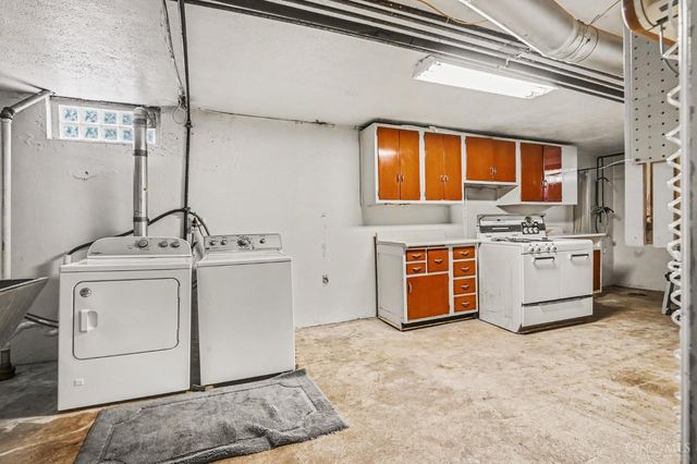 2800 Grand Avenue, Middletown, OH 45044