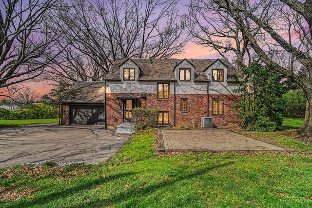 2800 Grand Avenue, Middletown, OH 45044