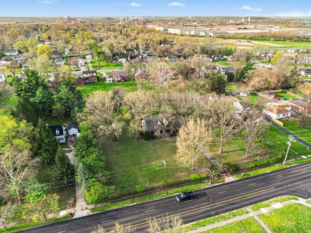 2800 Grand Avenue, Middletown, OH 45044