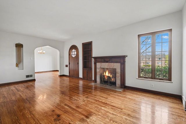 2800 Grand Avenue, Middletown, OH 45044