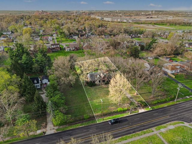 2800 Grand Avenue, Middletown, OH 45044