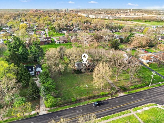 2800 Grand Avenue, Middletown, OH 45044