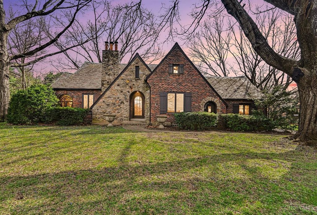 2800 Grand Avenue, Middletown, OH 45044