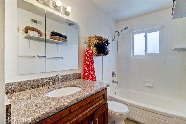 19788 Cambridge, Huntington Beach, CA 92646