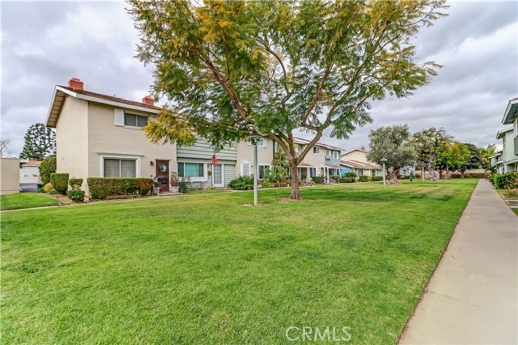 19788 Cambridge, Huntington Beach, CA 92646