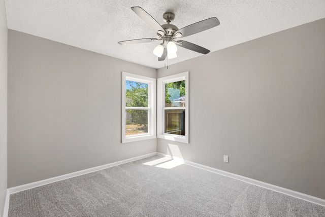 1825 S Elizabeth, Wichita, KS 67213