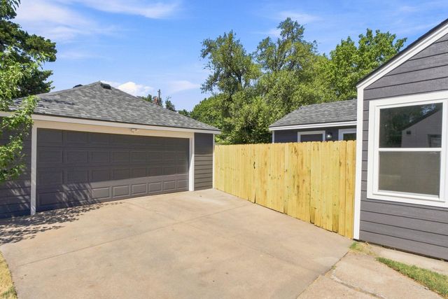 1825 S Elizabeth, Wichita, KS 67213