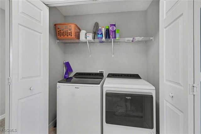 2725 NW 19th PL, Cape Coral, FL 33993