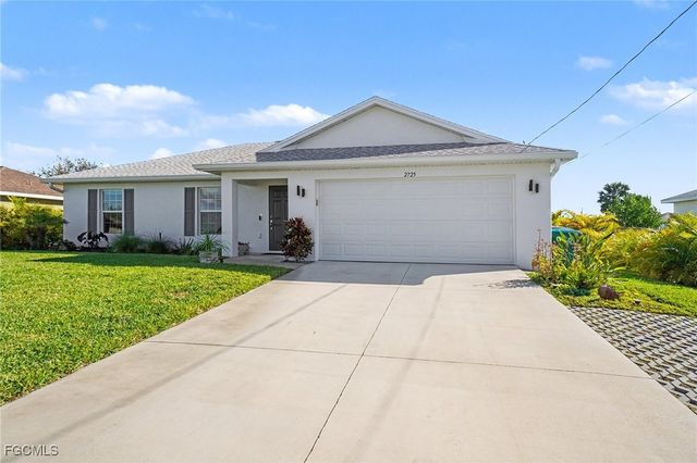 2725 NW 19th PL, Cape Coral, FL 33993