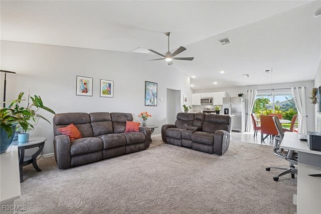 2725 NW 19th PL, Cape Coral, FL 33993