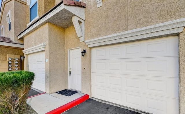 9975 Peace Way 2118, Las Vegas, NV 89147