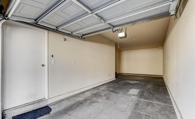 9975 Peace Way 2118, Las Vegas, NV 89147