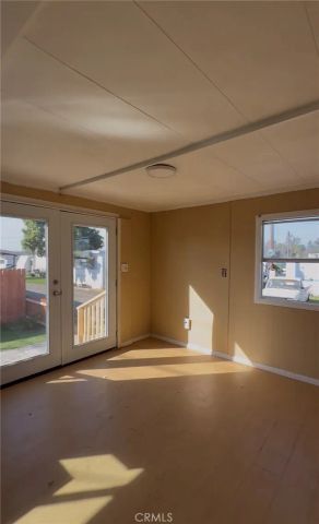 1011 W. La Cadena Drive 30, Riverside, CA 92509
