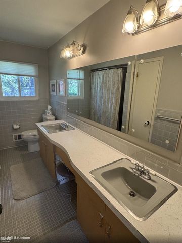 44790 Kemp Street, Sterling Heights, MI 48314